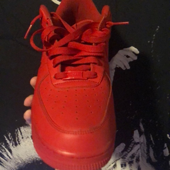 tripple red AF1 - Picture 2 of 3
